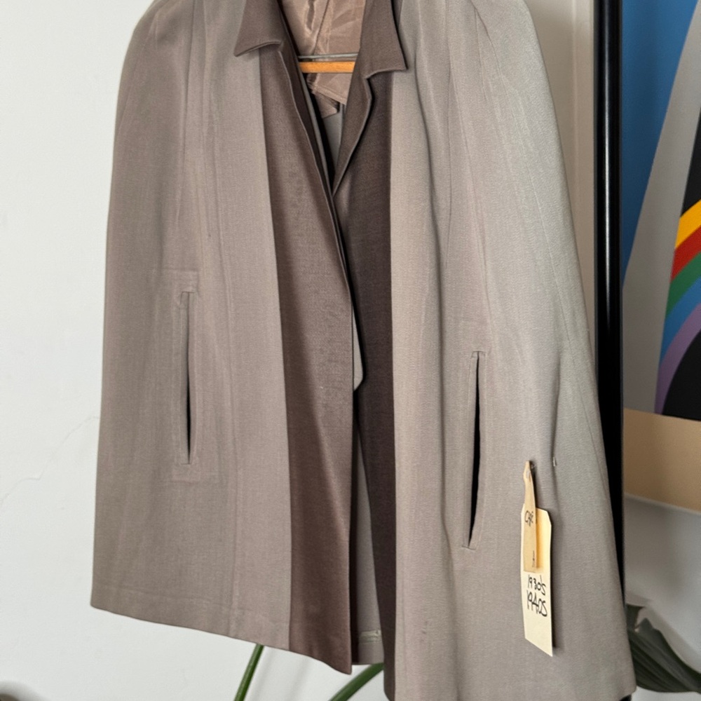 Vintage 1930s–1940s Cape - Picture 5 of 6